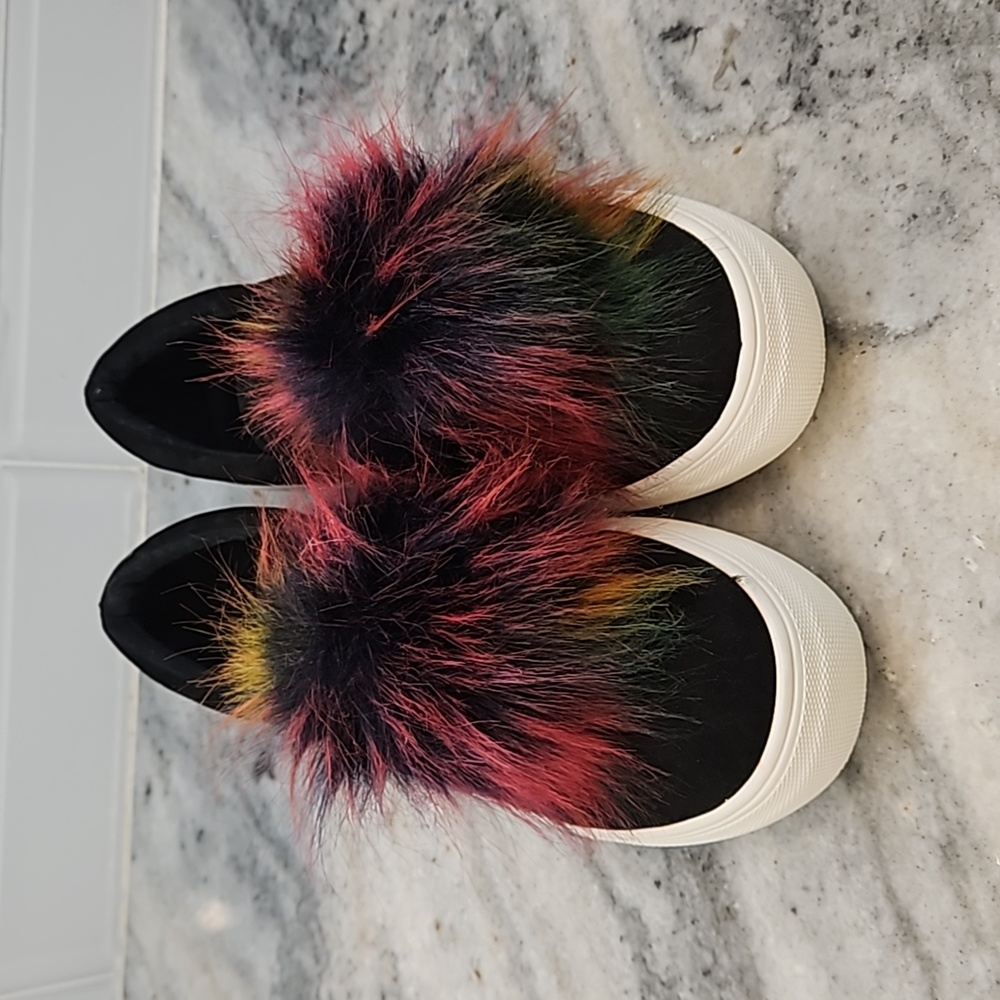 STEVE MADDEN “Great” Rainbow Pom Pom Platform Slip On Sneakers—SZ. 8.5